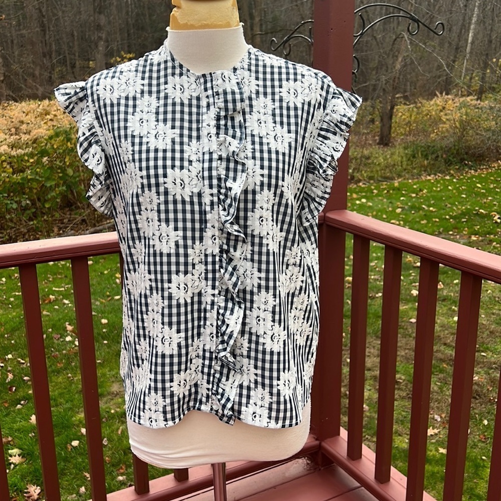 Koch small navy/white palm top ruffled top.